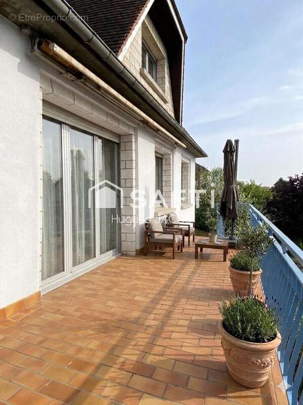 Photo 2 - Maison à LOUVIGNY