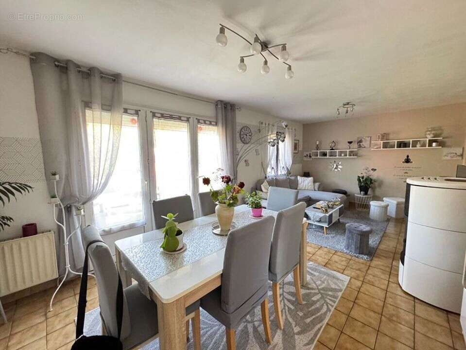 Maison à TILLY-SUR-SEULLES