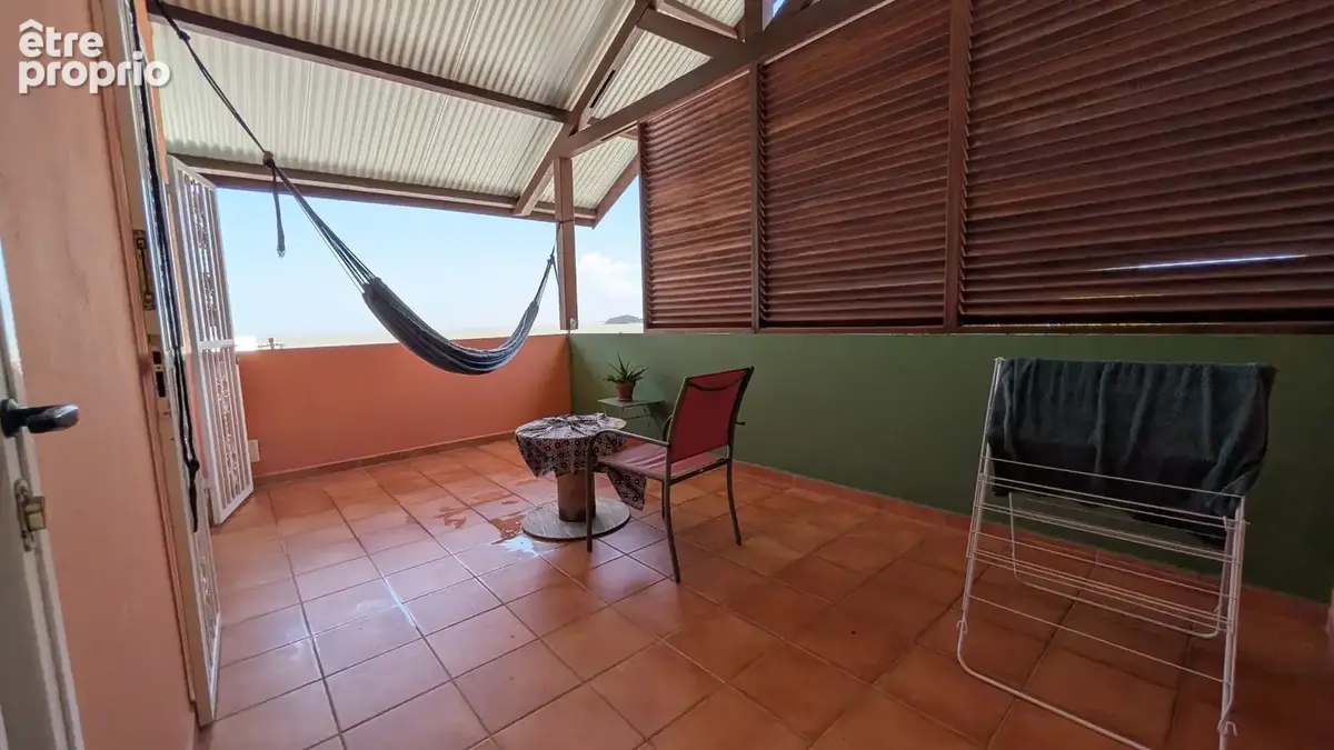 Exceptionnel à Cayenne Bourda : Villa d’architecte avec vue mer panoramique et fort rendement locatif - photo 27