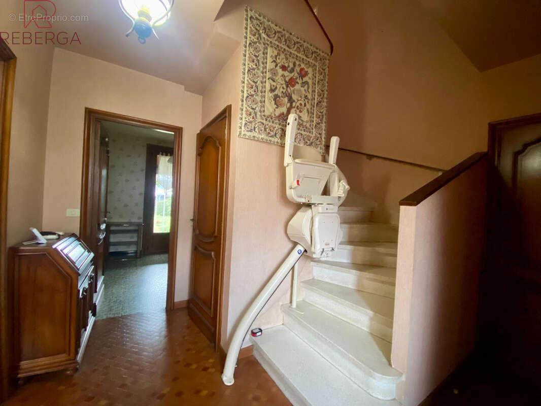 Maison à AUSSILLON