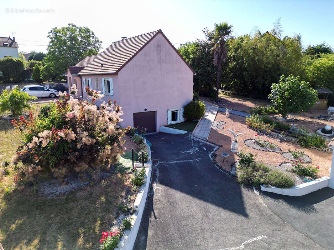 Maison à SAINT-GERMAIN-DES-FOSSES