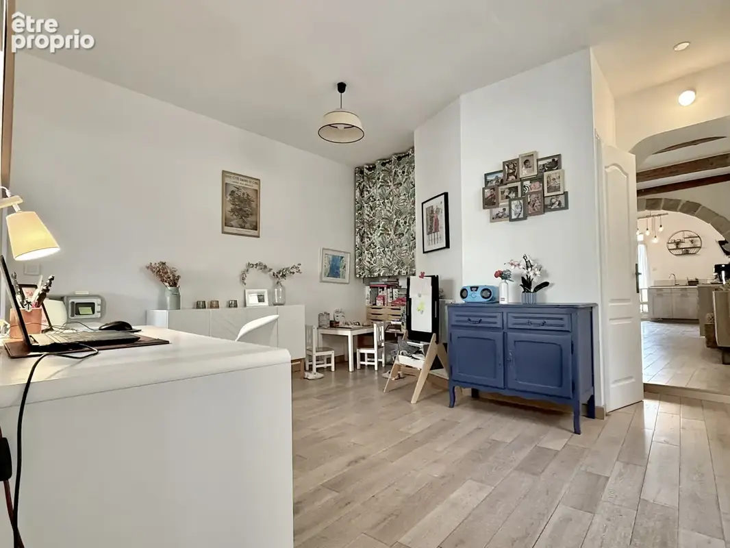Maison de village avec garage, studio et un extérieur de 75 m2 - photo 6