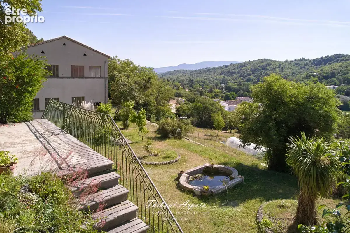 Une propriété où la Provence s'exprime dans toute son authenticité - RIEZ (04500) - photo 8