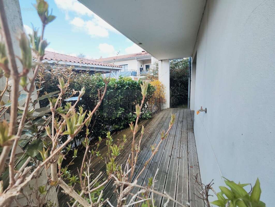 Appartement à SAINT-ORENS-DE-GAMEVILLE