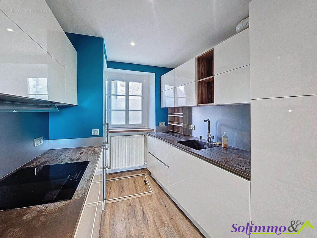 Maison à LES ABRETS