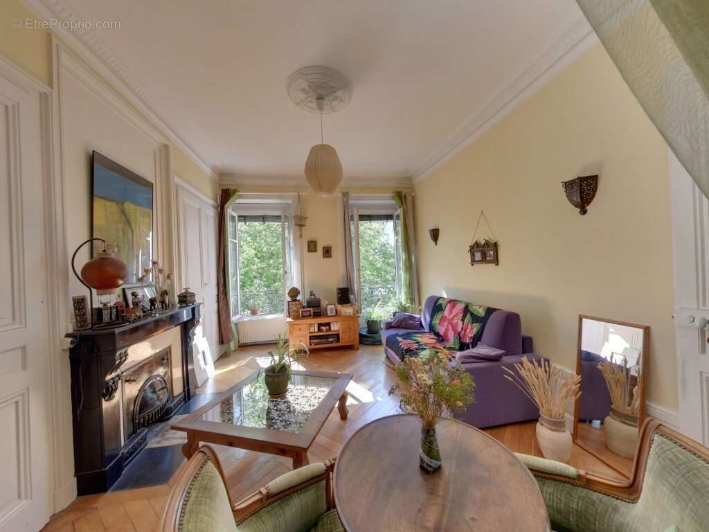 Appartement à LYON-4E