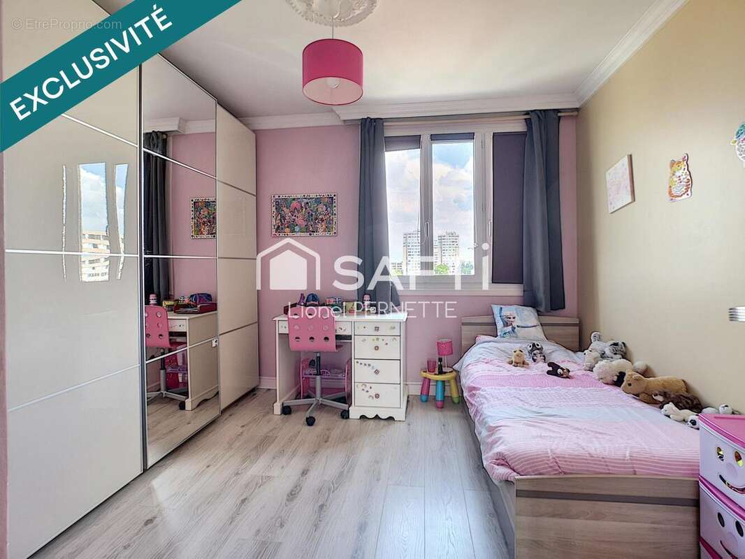 Photo 6 - Appartement à VILLEURBANNE