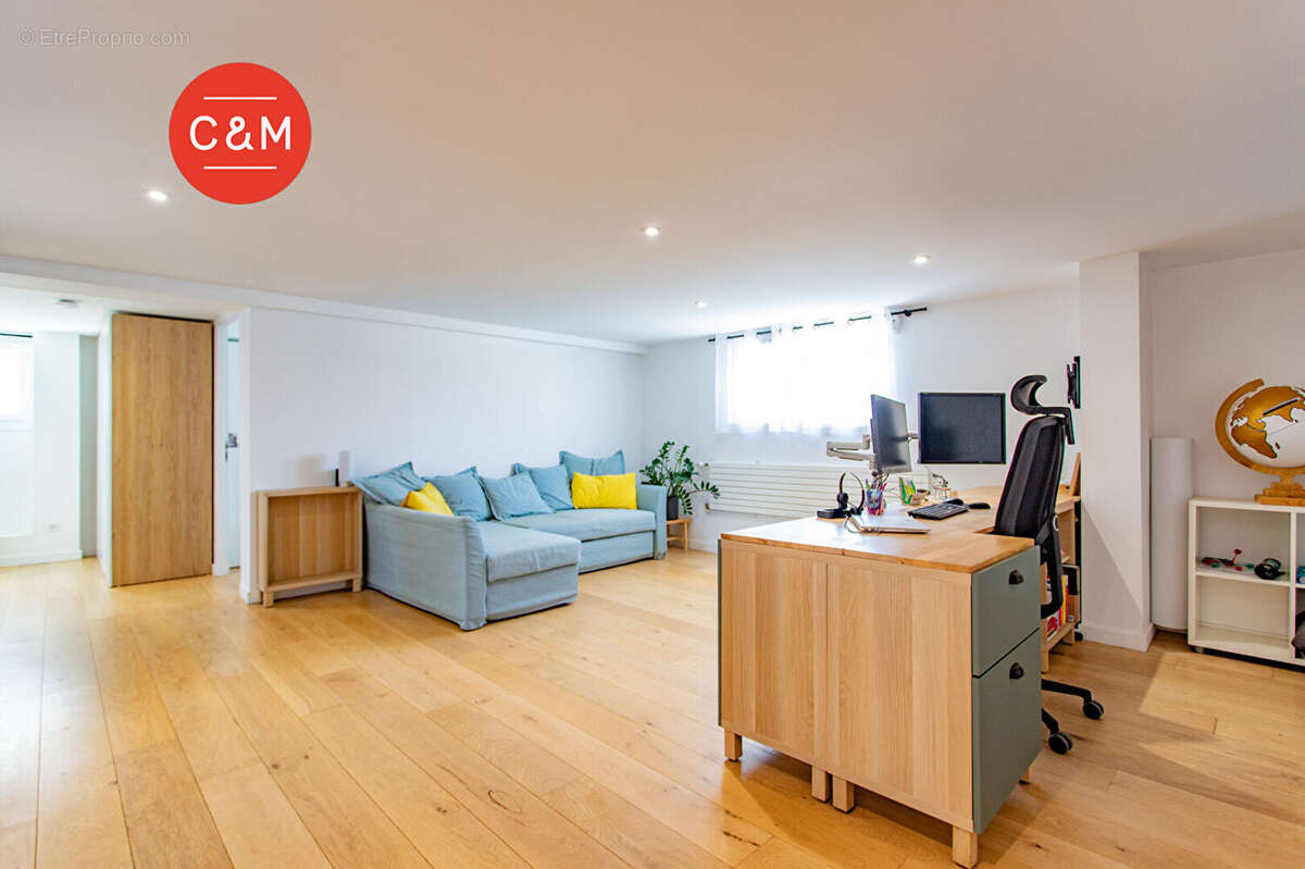 Maison à BOUGUENAIS