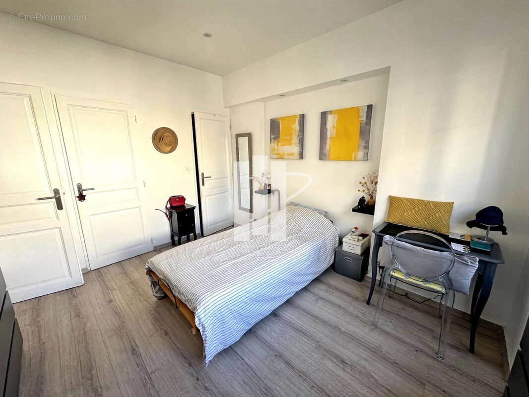 Appartement à SAINT-RAPHAEL