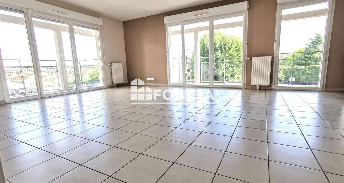 Grand appartement 4 pièces avec balcon et parking - photo 11