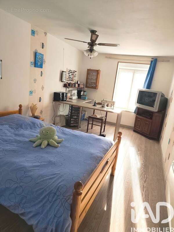 Maison 230 m² à Puttigny  - photo 7