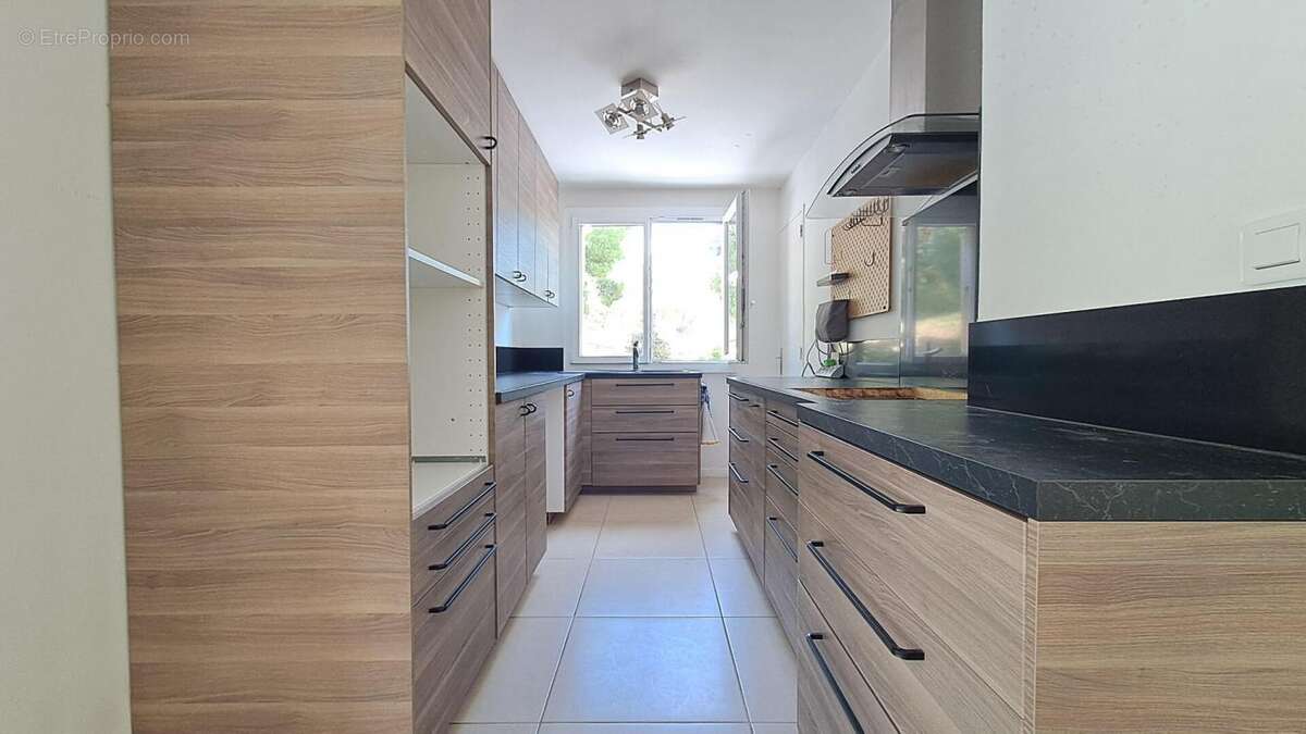 Appartement à MARSEILLE-9E