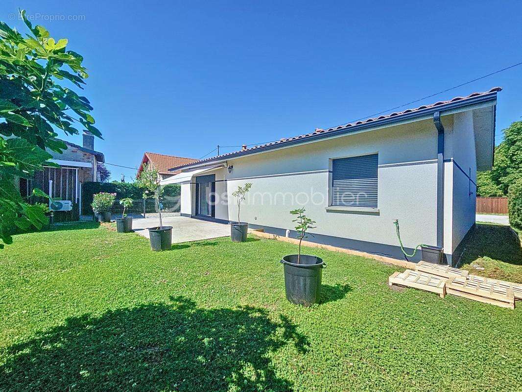 Maison rénovée 3 pièces + annexe aménagée - Jardin & grande terrasse - photo 4