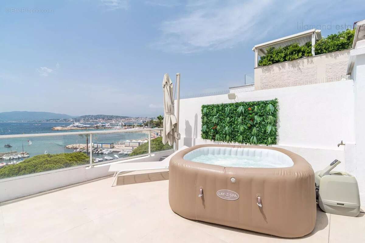 Exclusivite -pointe croisette - palm beach - toit terrasse vue mer - photo 15