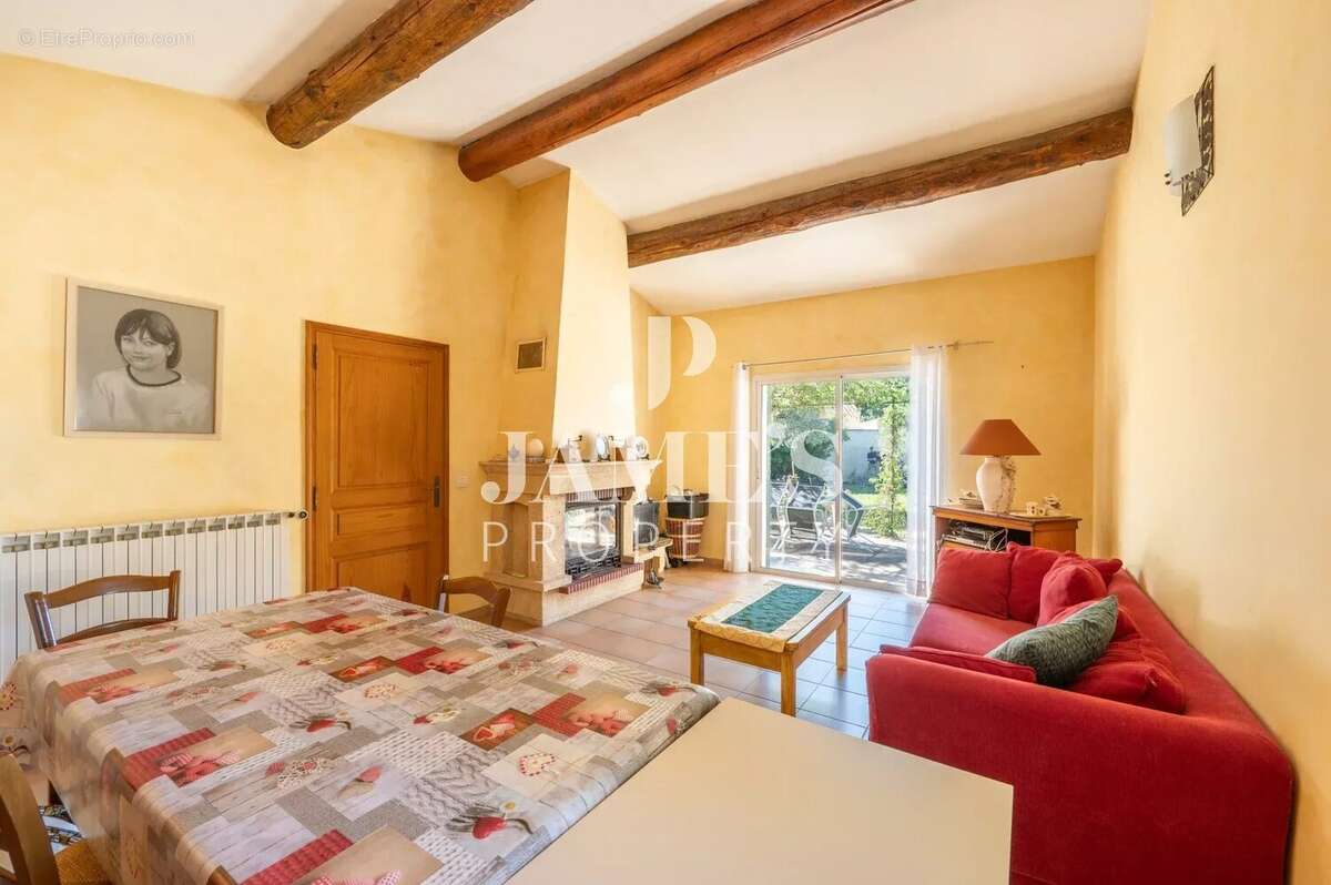 Maison à SAINT-REMY-DE-PROVENCE