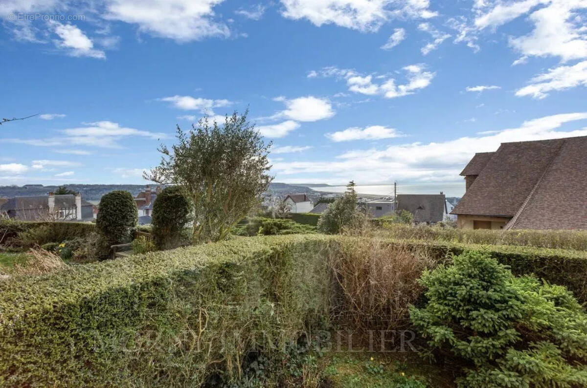 Appartement à TROUVILLE-SUR-MER