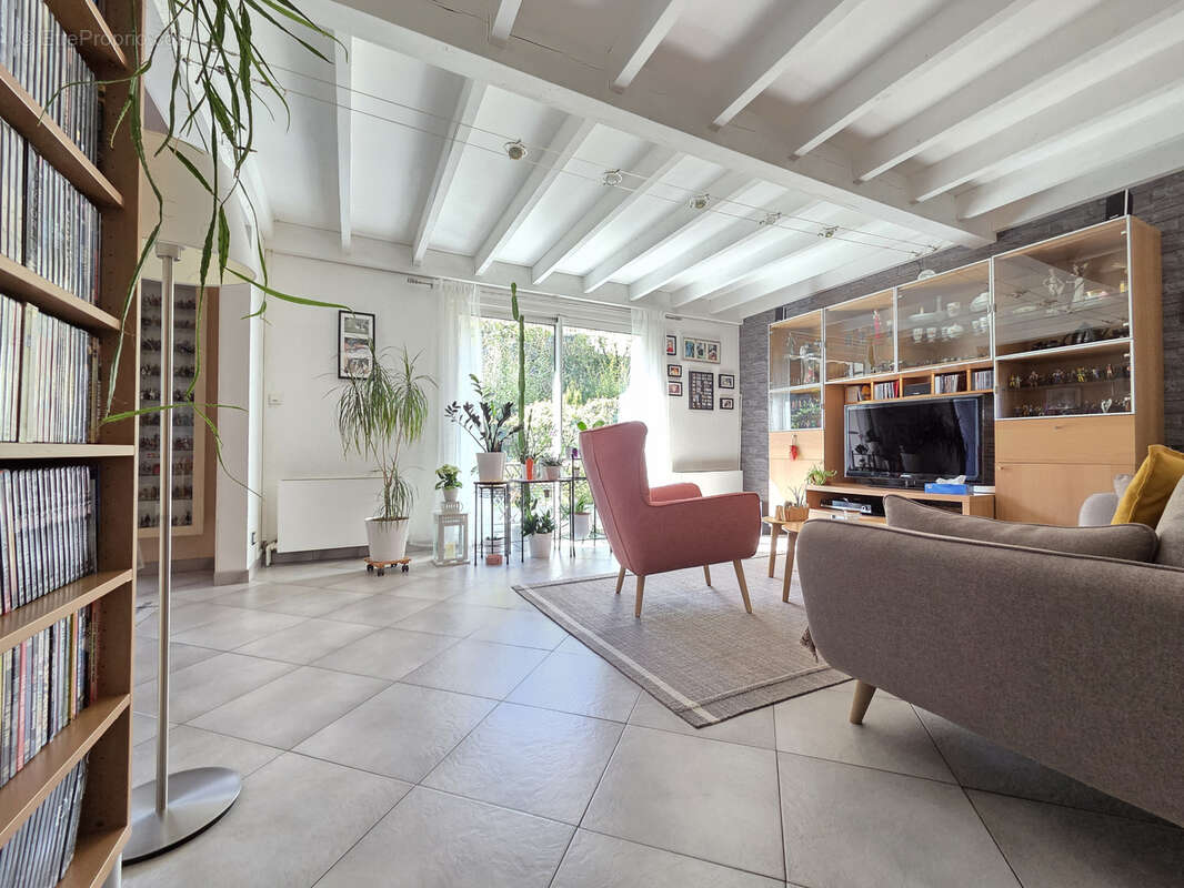 Marly la ville pavillon 5 pieces 3 chambres garage jardin - photo 2