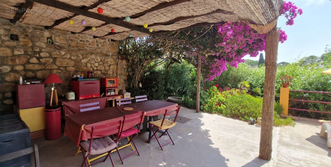 Maison à HYERES