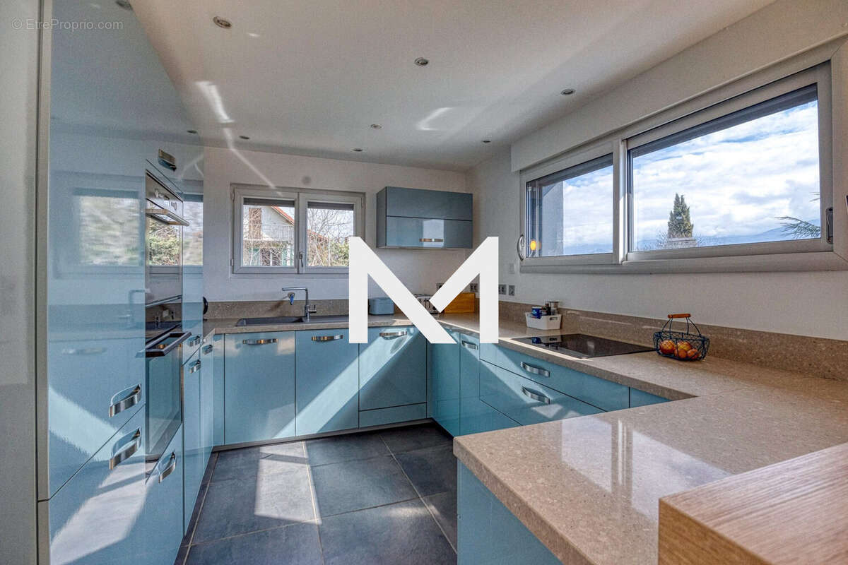 Maison à SAINT-ISMIER