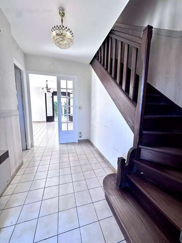 Maison à VILLENEUVE-DE-LA-RAHO