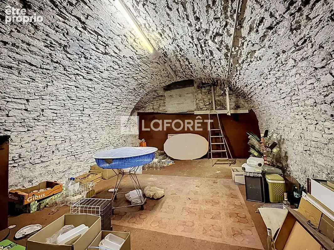 Immeuble de rapport Neufchateau 16 pièce(s) 458.85 m2 - photo 14