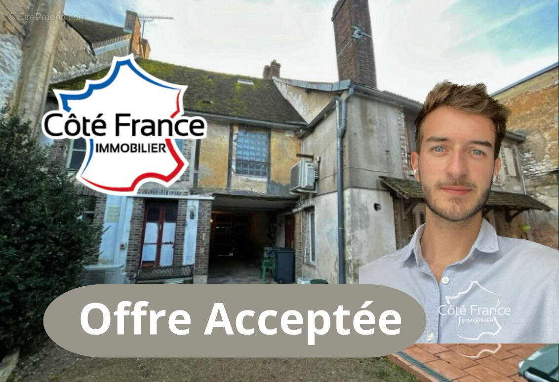 Appartement à VILLENEUVE-L'ARCHEVEQUE