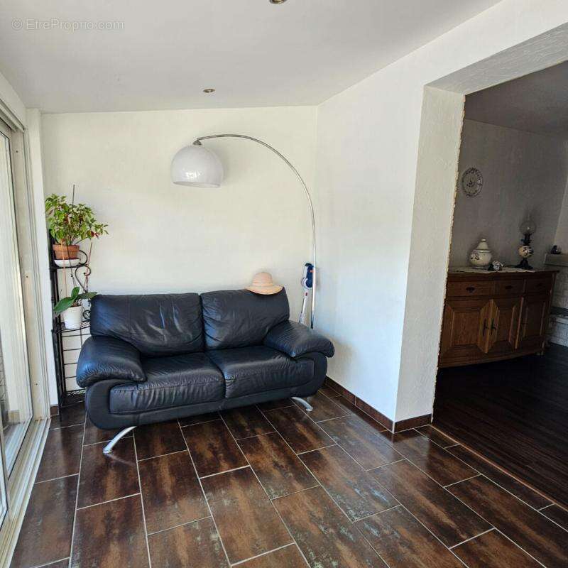 Maison à PUGET-SUR-ARGENS