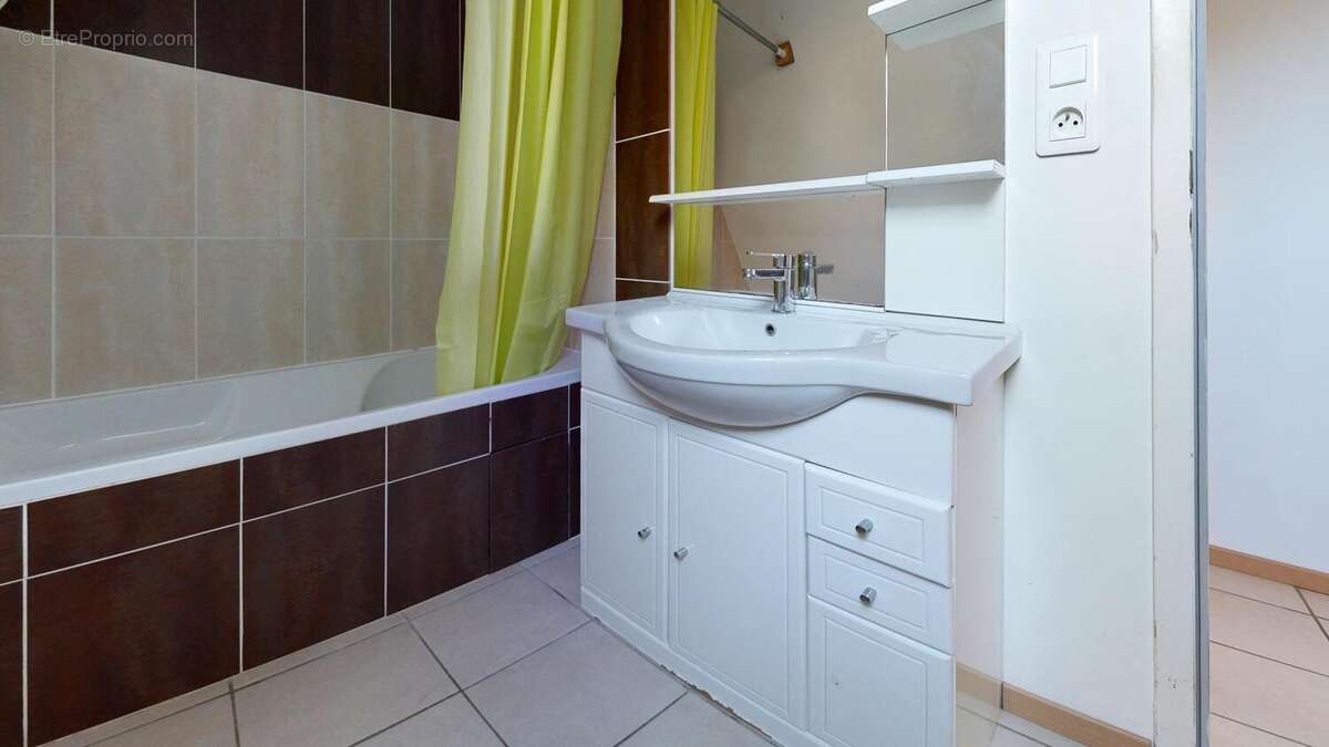 PaunatBathroom 1 - Maison à PAUNAT