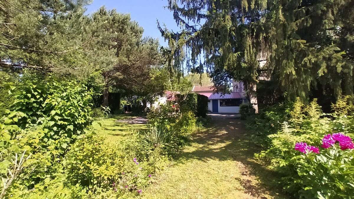Maison 163 m² à Tronville-En-Barrois  - photo 3