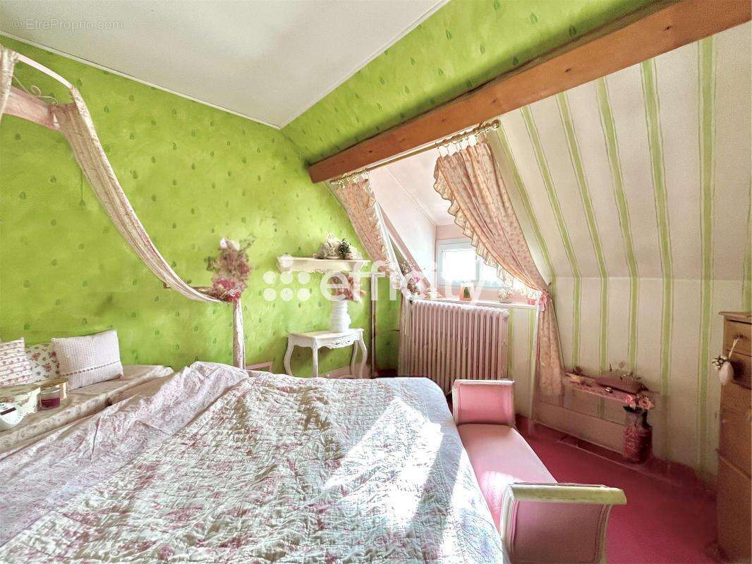 Maison à VUILLERY