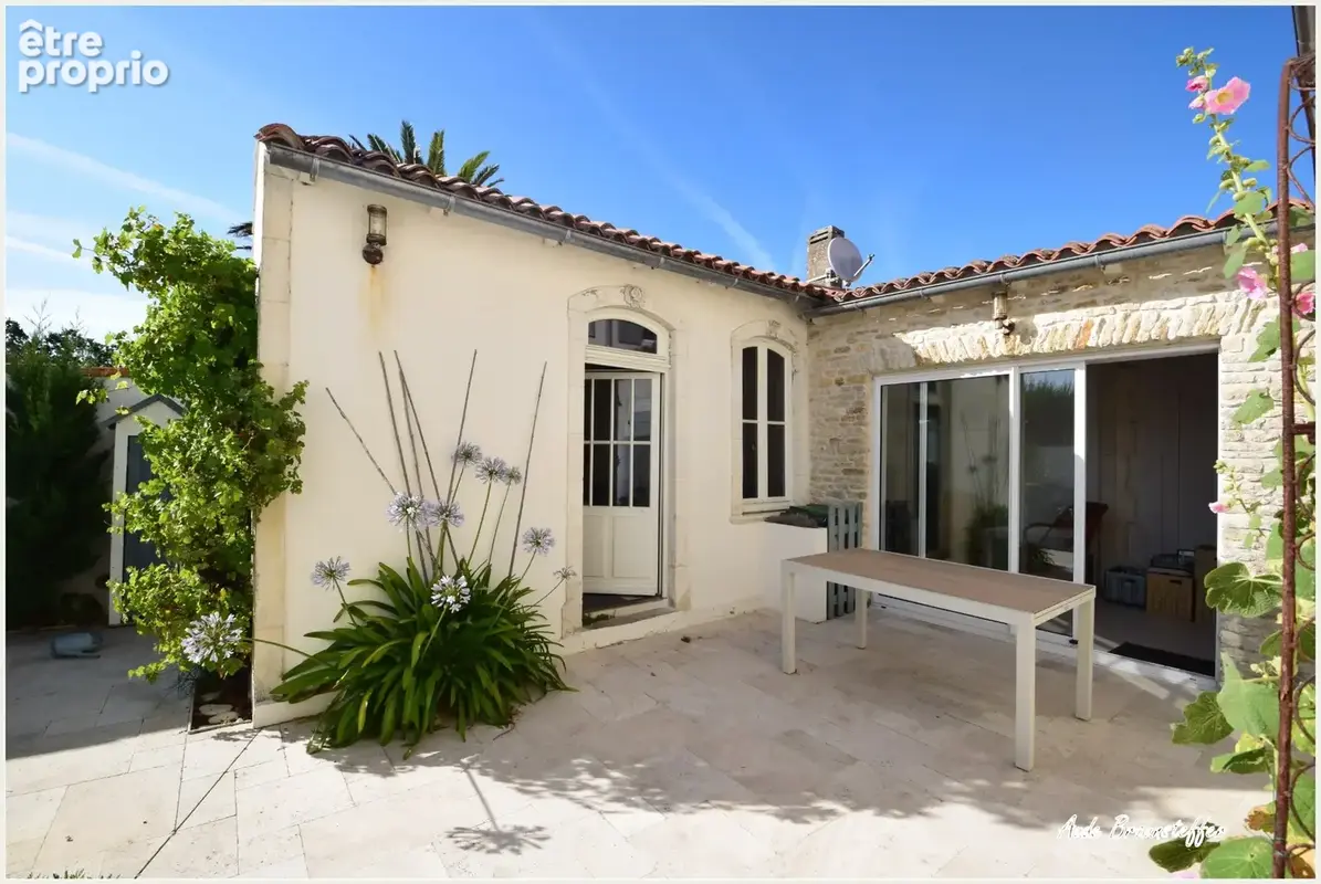 Maison à vendre 5 pièces SAINT CLEMENT DES BALEINES (17), 3 chambres, belle réception - photo 15