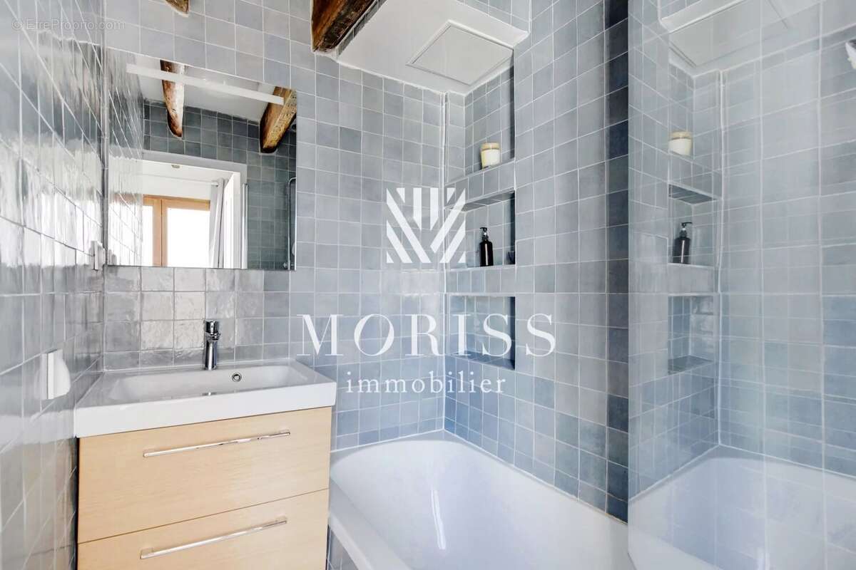 Appartement à PARIS-18E