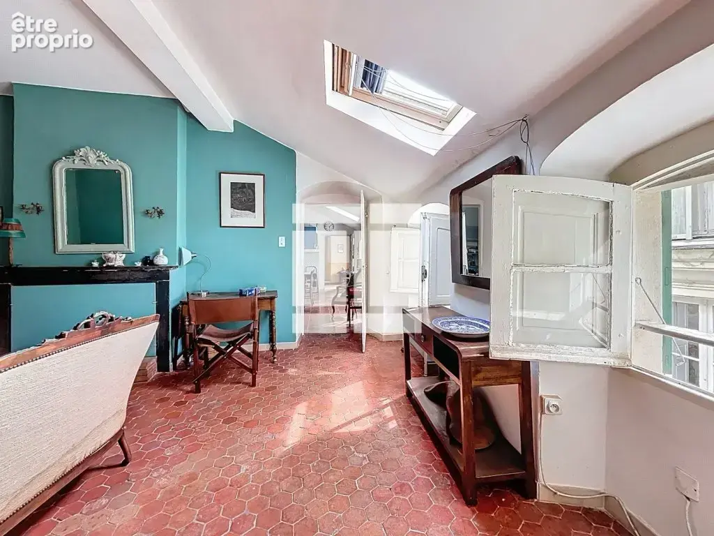 BASTIA CENTRE ANCIEN - 80m² avec cave et grenier - photo 6