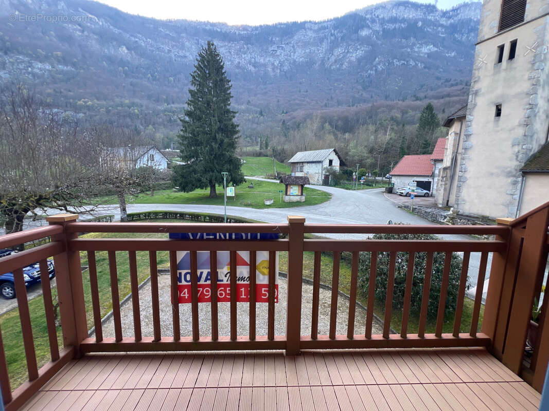 Appartement à AIGUEBELETTE-LE-LAC