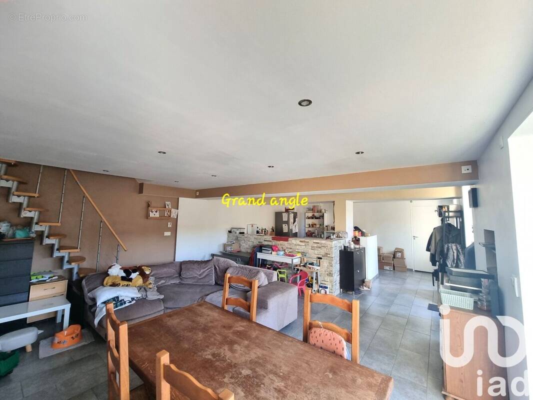 Photo 1 - Maison à LA POUEZE