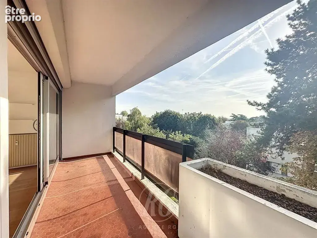 Photo Appartement à Garches au prix de 420 000€