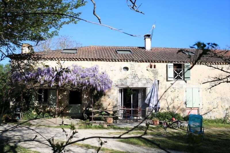 Belle longère en pierre - 4/5 chambres - DPE A - Nérac (Lot-et-Garonne) - photo 18