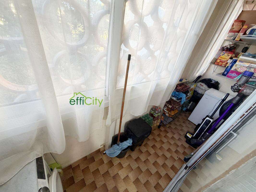 Appartement à MARSEILLE-11E