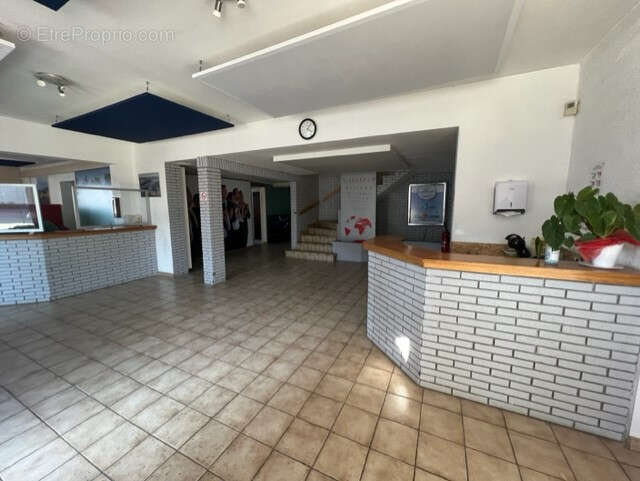 Commerce à ROUSSILLON