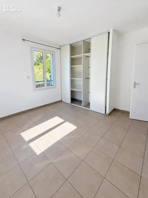 Maison à vendre 4 pièces FARGUES SAINT HILAIRE (33) - photo 9