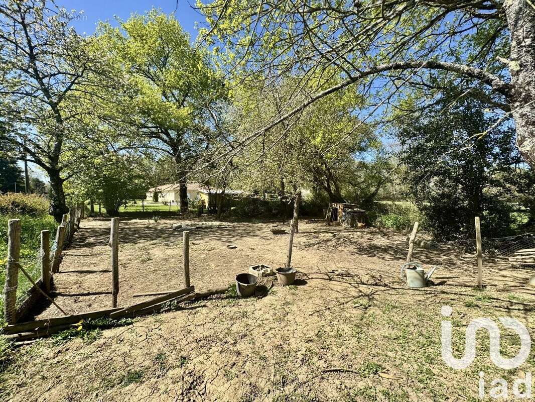 Photo 8 - Maison à SAINT-BONNET-DE-BELLAC