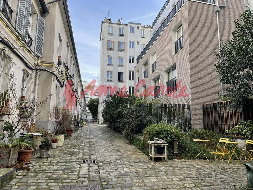 Appartement à PARIS-20E