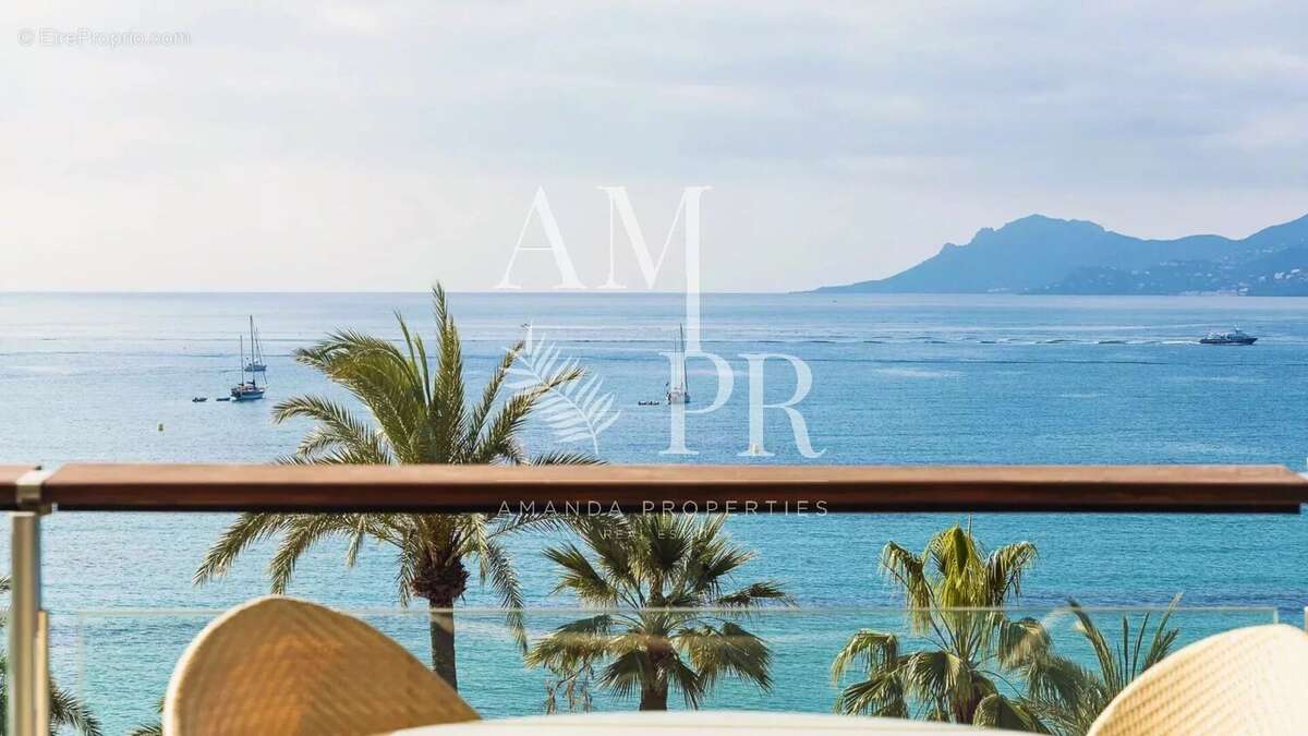 Appartement à CANNES