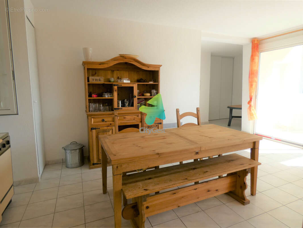 Appartement T3 69.57m2 + Terrasse + Cellier + Parkings - photo 14