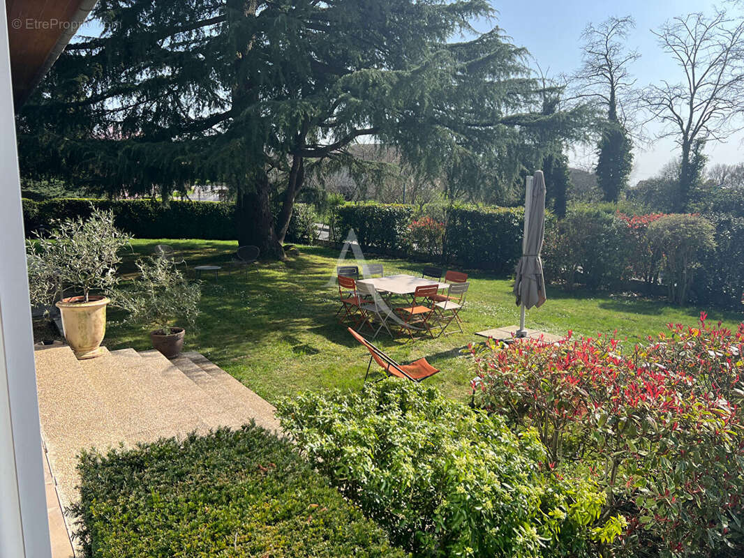 Maison à BOURG-EN-BRESSE