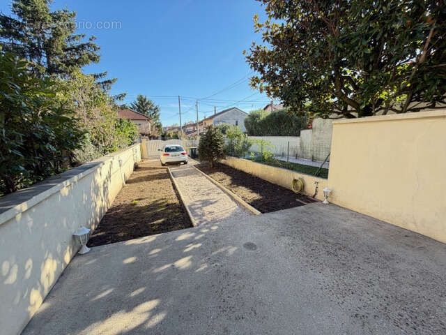 Maison à VENISSIEUX