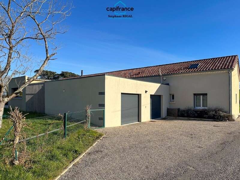 Propriete à vendre 7 pièces VILLENEUVE SUR LOT (47) de 229m2 habitables sur un terrain clos de 5965m2 - photo 3