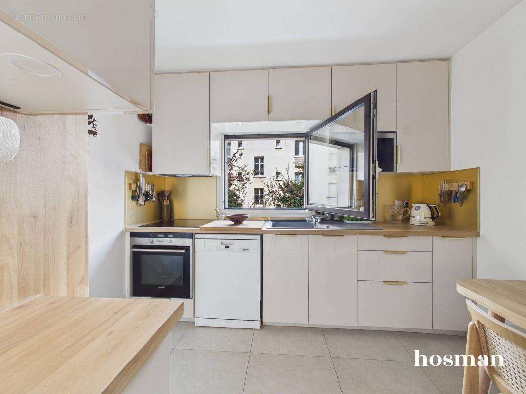 Appartement à LEVALLOIS-PERRET
