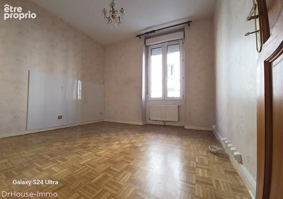 Appartement 5 pièces 89 m² à vendre à Saint-Etienne (42000) - photo 7