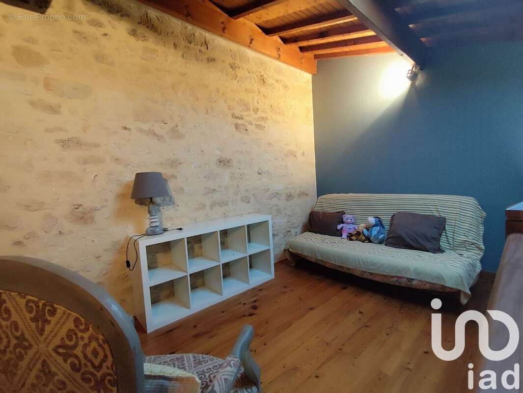 Photo 9 - Maison à LUSSAC